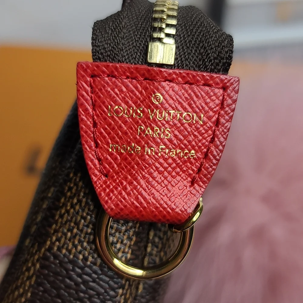 Louis Vuitton accessories mini pochette holiday 2019 Paris limited editi…